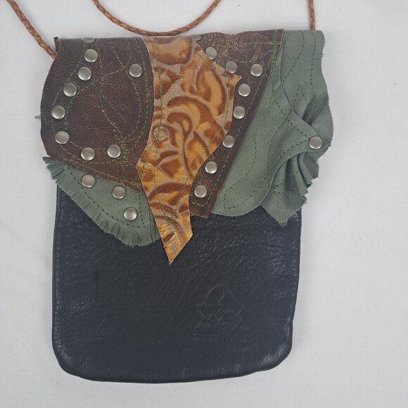 White Buffalo Creations Handmade Leather Crossbody - Picture 1 of 16